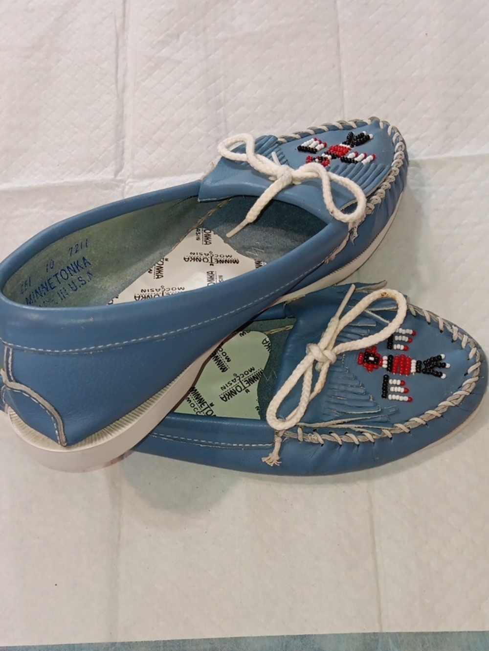 Vintage Minnetonka Blue Beaded Thunderbird Fringe Moccasins. Size 10 - Picture 6 of 6